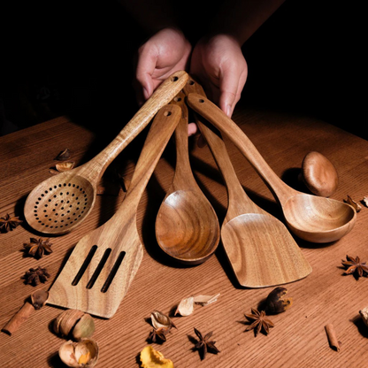 WOODEN UTENSIL SET